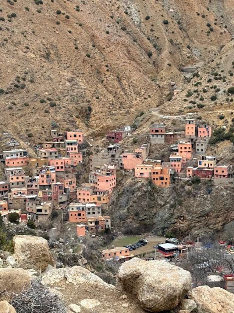 قرية أمازيغية في جبال الأطلس