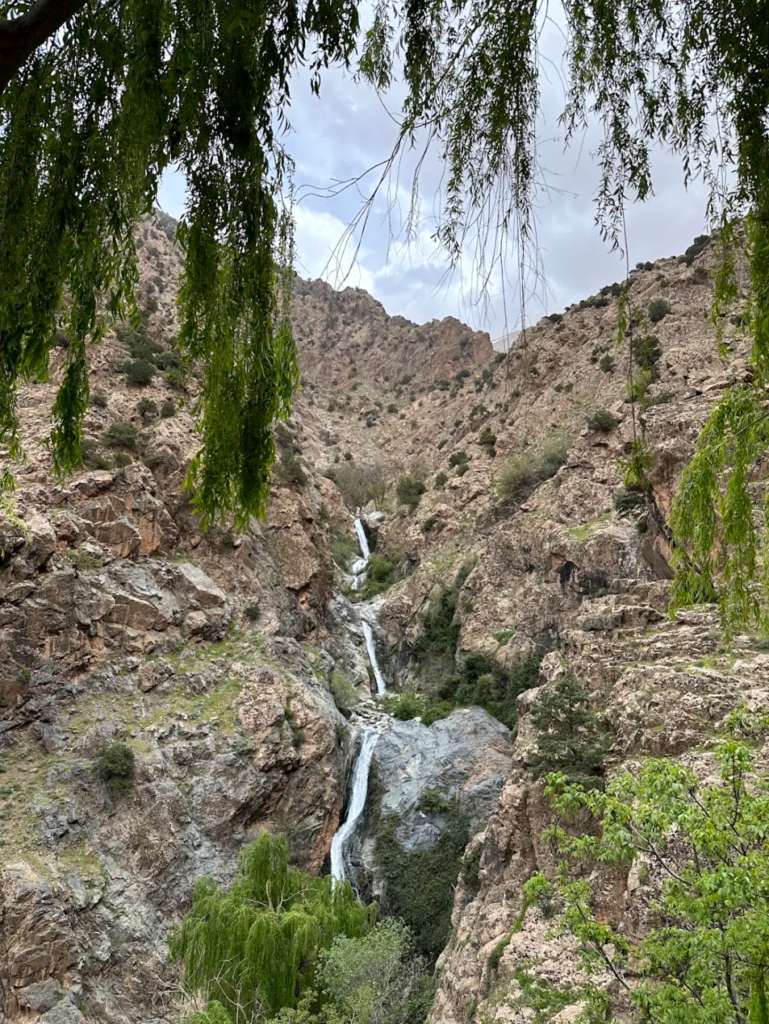 شلال في جبال الأطلس